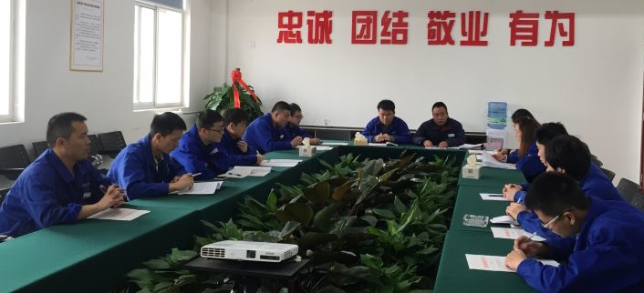 公司團(tuán)委組織學(xué)習(xí)貫徹共青團(tuán)十七屆五中全會(huì)精神